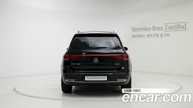 Mercedes-Benz EQB 2025 — ფოტო 8/12