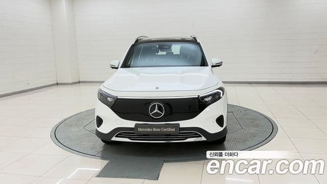 Mercedes-Benz EQB 2025 — ფოტო 18/20