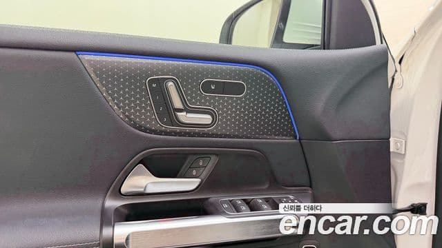 Mercedes-Benz EQB 2025 — ფოტო 19/20