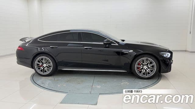 Mercedes-Benz AMG GT 2025 — Photo 16/20
