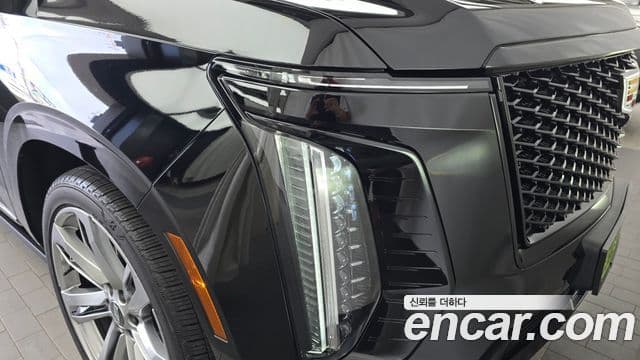 Cadillac Escalade 2026 — Şəkil 17/32