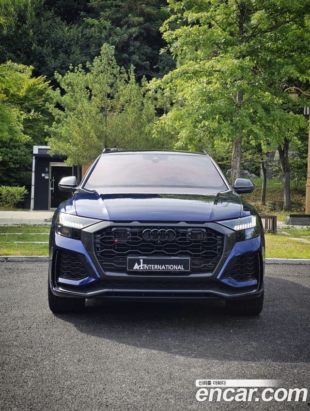 Audi RSQ8 2021 — Photo 9/20