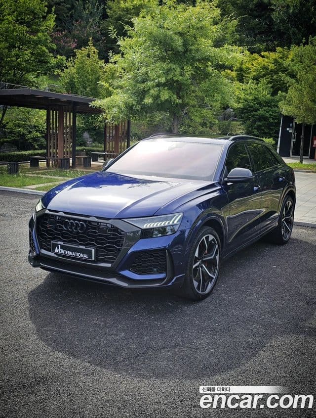 Audi RSQ8 2021 — Photo 17/20