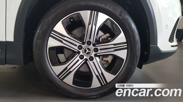 Mercedes-Benz EQA 2024 — ფოტო 4/17
