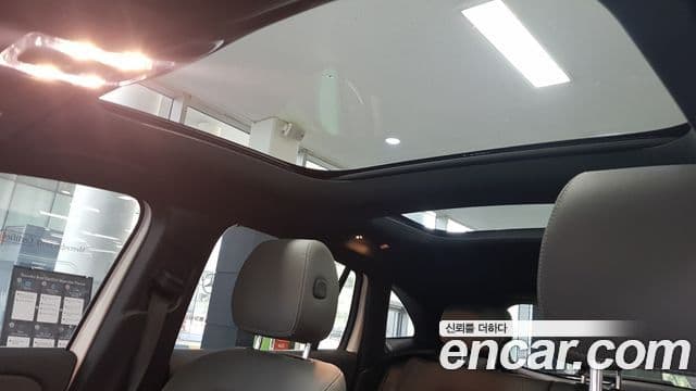 Mercedes-Benz EQA 2024 — ფოტო 2/17
