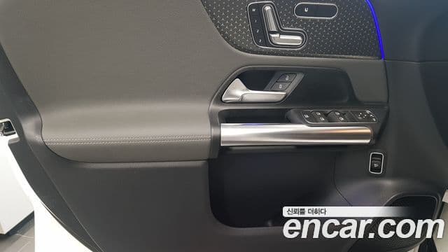 Mercedes-Benz EQA 2024 — ფოტო 14/17