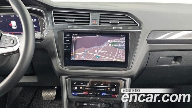 Volkswagen Tiguan 2022 — Photo 35/35