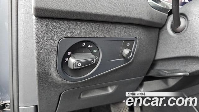 Volkswagen Tiguan 2022 — Photo 29/35