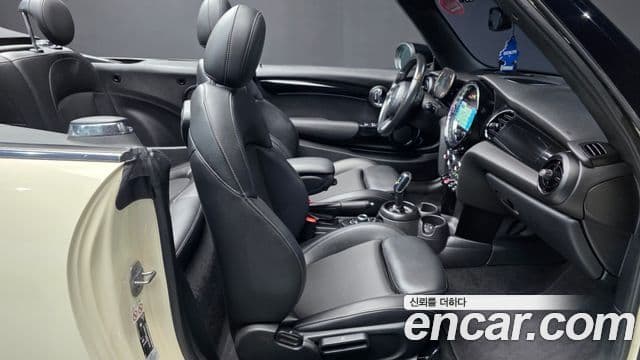 Mini Cooper Convertible 2022 — ფოტო 5/37