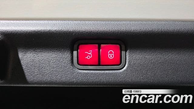 Mercedes-Benz EQE 2023 — ფოტო 7/35