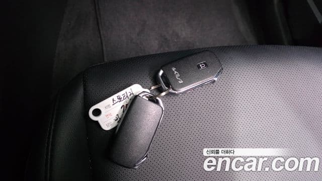 Kia Sportage 2022 — Şəkil 8/32