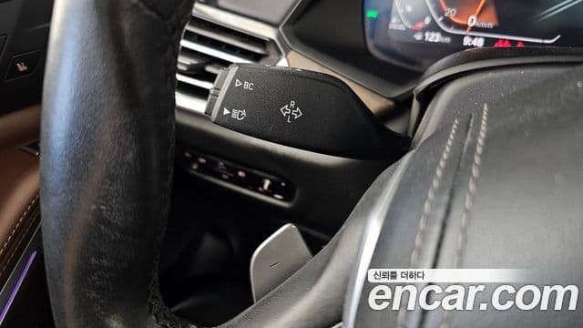 BMW X5 2021 — Photo 30/34