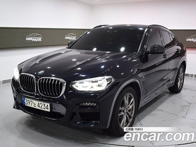 BMW X4 2021 — Photo 9/20