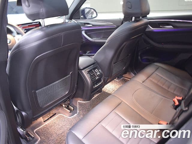 BMW X4 2021 — Photo 12/20