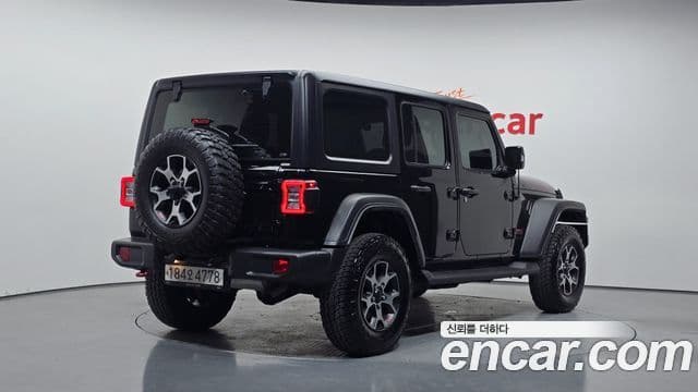 Jeep Wrangler 2020 — ფოტო 2/32
