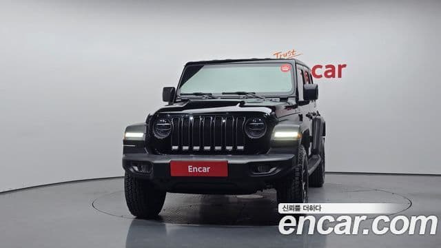 Jeep Wrangler 2020 — ფოტო 29/32