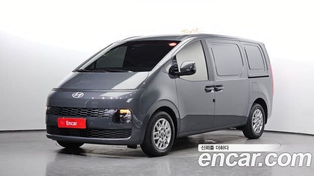 Hyundai Staria 2026 — Фото 1/20