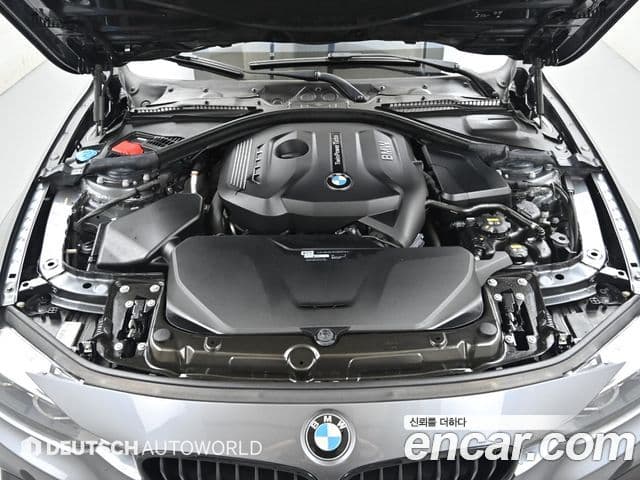BMW 3 Series 2018 — ფოტო 5/20