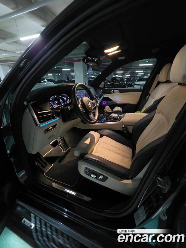 BMW X7, 2021
