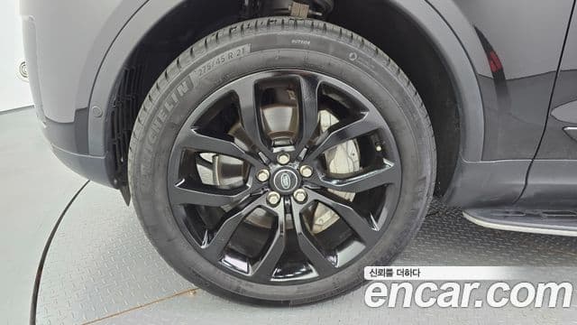 Land Rover Discovery 5 2019 — Şəkil 2/38