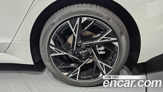 Kia K5 2026 — Photo 12/35