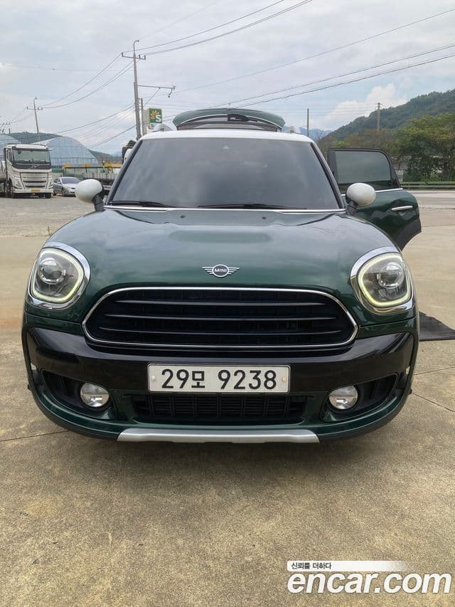 Mini Cooper Countryman 2018 — Şəkil 7/11