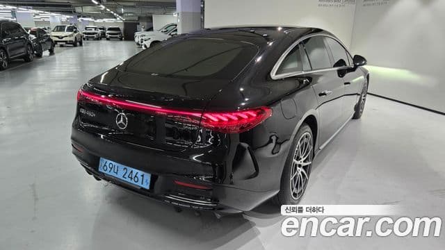 Mercedes-Benz EQS 2022 — ფოტო 15/20