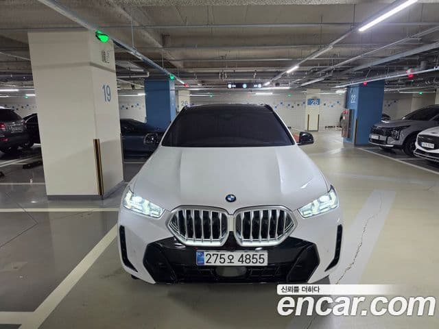 BMW X6 2025 — Photo 2/8