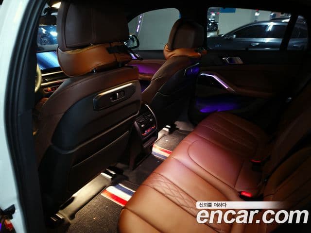 BMW X6 2025 — Photo 6/8