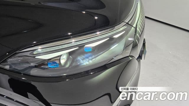 Mercedes-Benz EQS SUV 2025 — Photo 14/20