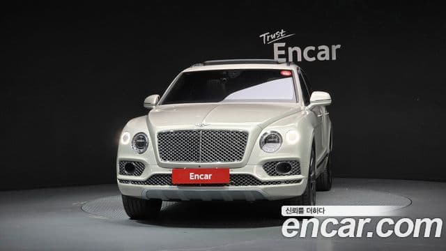 Bentley Bentayga 2018 — Photo 5/20