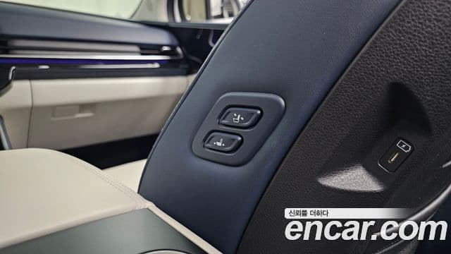 Kia Carnival 2024 — Photo 9/35