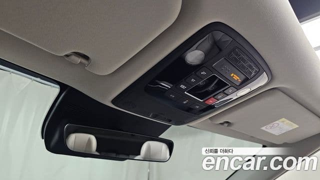 Kia Carnival 2024 — Photo 13/35