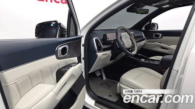 Kia Sorento 2024 — Photo 2/34