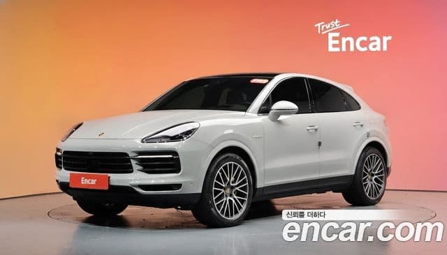 Porsche Cayenne 2023 — Photo 26/33