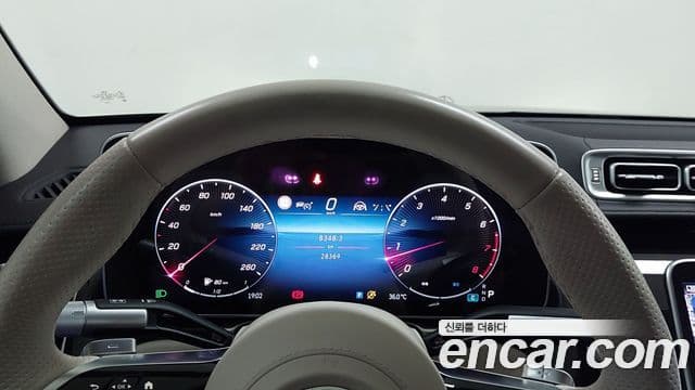 Mercedes-Benz S-Class 2025 — Photo 11/18