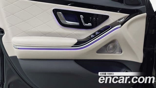 Mercedes-Benz S-Class 2025 — Photo 1/18