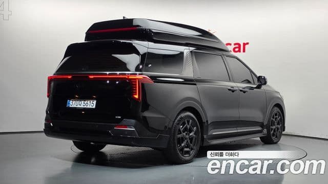 Kia Carnival 2025 — Фото 2/20