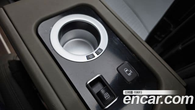 Kia Carnival 2025 — Фото 14/20