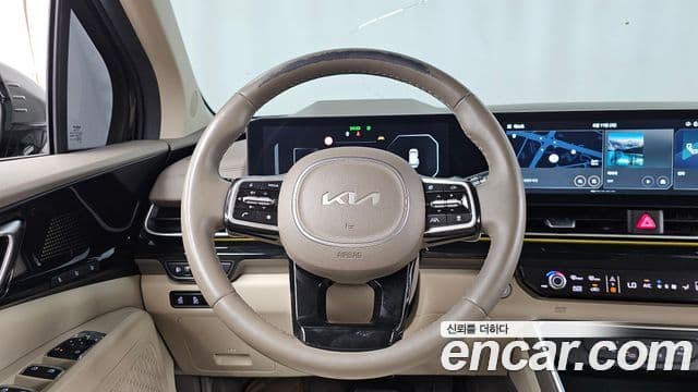 Kia Carnival 2024 — Фото 13/20