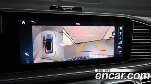 Mercedes-Benz GLE-Class 2024 — Photo 35/39