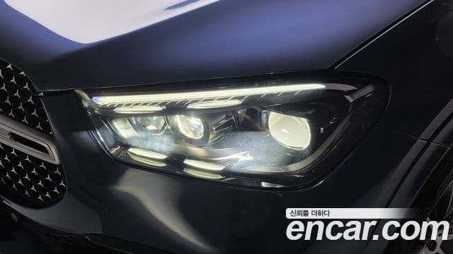 Mercedes-Benz GLE-Class 2024 — Photo 38/39
