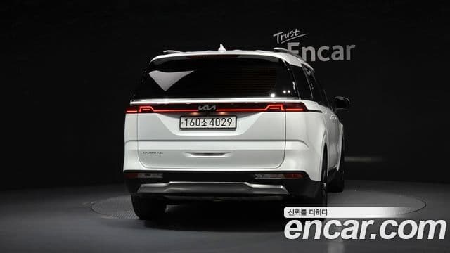 Kia Carnival 2022 — Фото 4/20