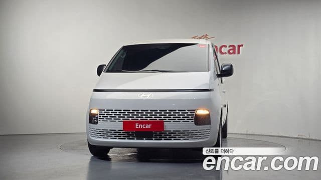 Hyundai Staria 2025 — Фото 3/20