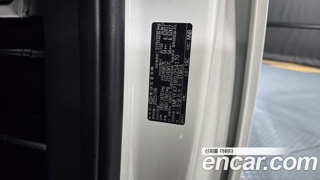 Hyundai Staria 2025 — Фото 19/20