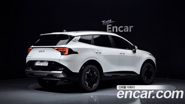 Kia Sportage 2025 — Фото 2/20