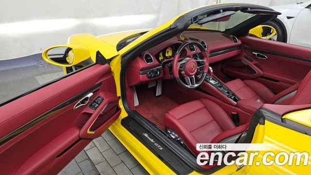 Porsche 718 Boxster 2025 — Фото 10/20