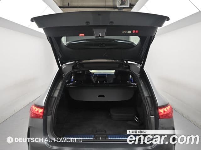 Mercedes-Benz EQE SUV 2025 — ფოტო 11/20