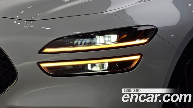 Genesis G70 2022 — ფოტო 21/37