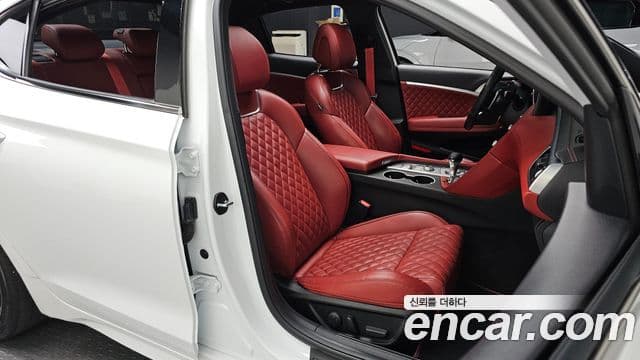 Genesis G70 2022 — ფოტო 11/37